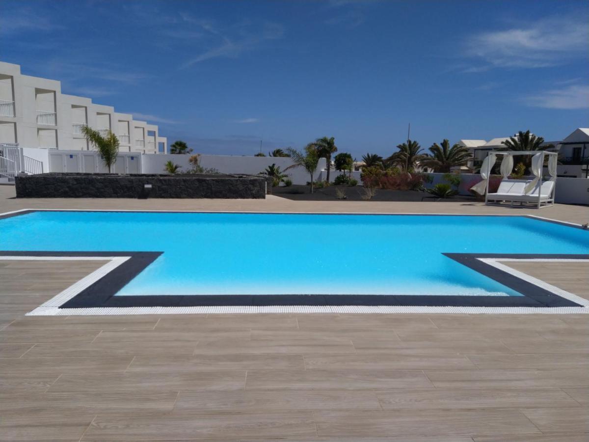 Apartment Aqui Todo Empieza - Pool View - Free Wifi - Smart Tv-Residence Senator Costa Teguise Ngoại thất bức ảnh